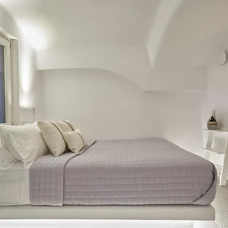 1949 Cave Ferienhaus Pýrgos