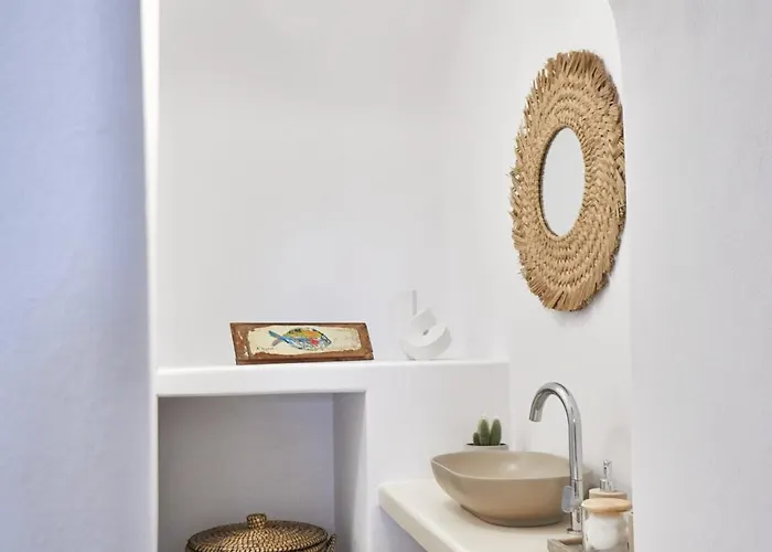 1949 Cave Feriehus Pýrgos